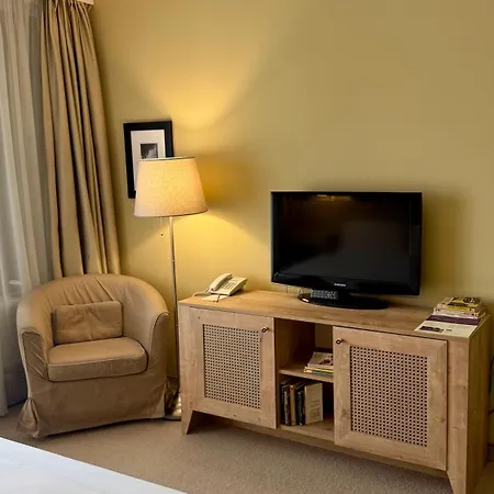 Vanilla Hotel
