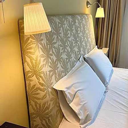 Vanilla Hotel 3*