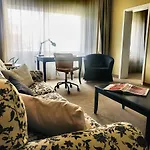 Vanilla Hotel